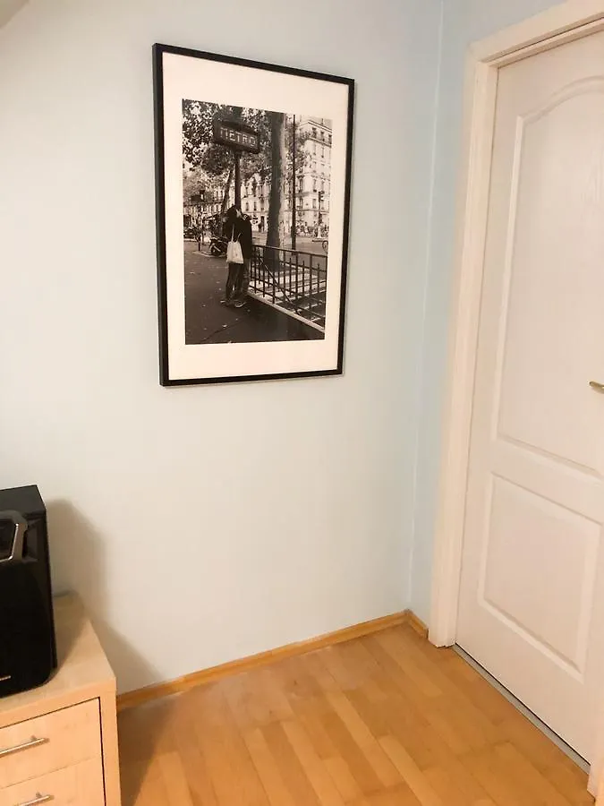 Cozy Flat In Villa Near Old Town Bucarest