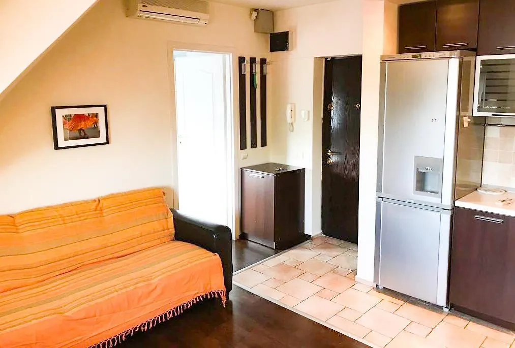 Appartement Cozy Flat In Villa Near Old Town Boekarest